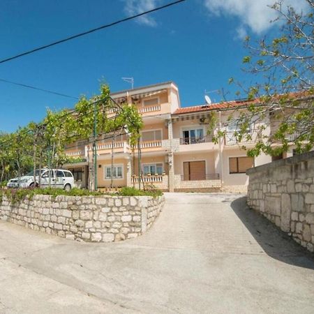 Apartments Dusa Banjol Екстер'єр фото