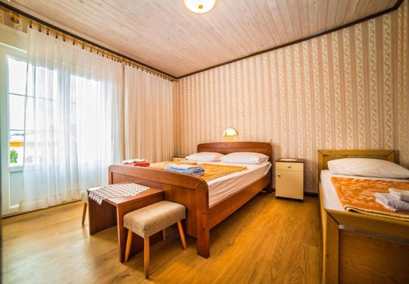 Apartments Dusa Banjol Екстер'єр фото