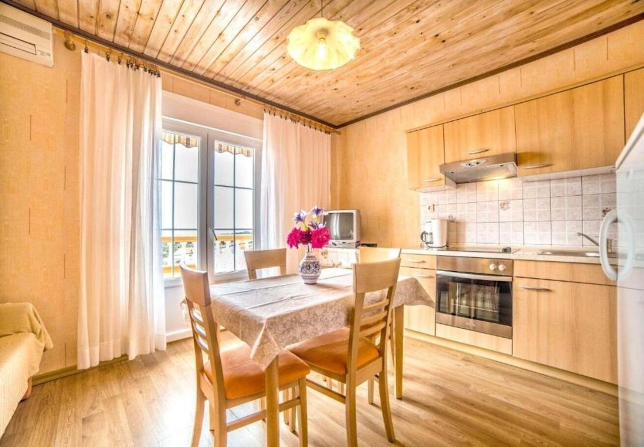 Apartments Dusa Banjol Екстер'єр фото
