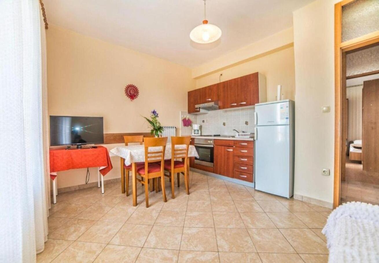 Apartments Dusa Banjol Екстер'єр фото