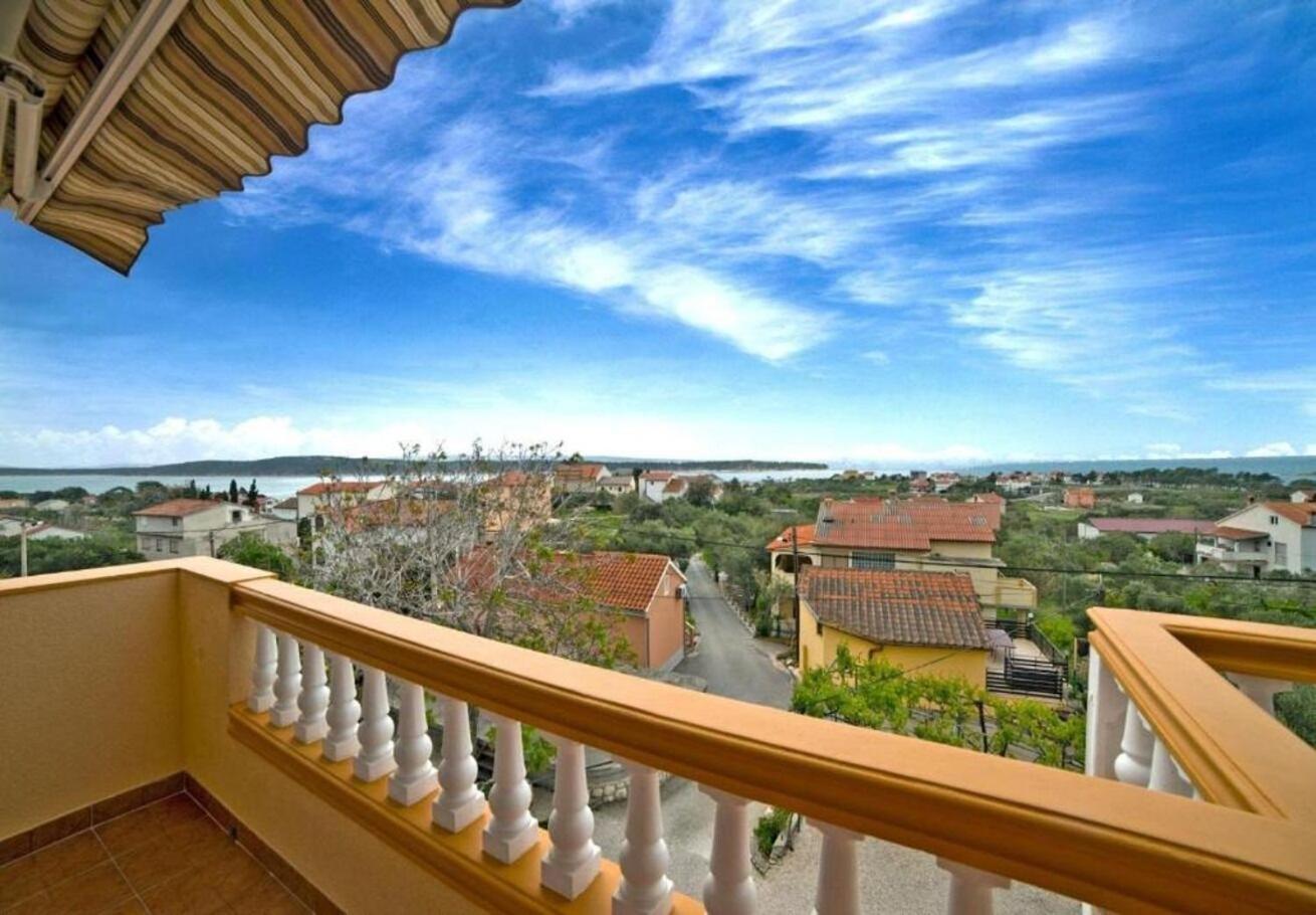 Apartments Dusa Banjol Екстер'єр фото