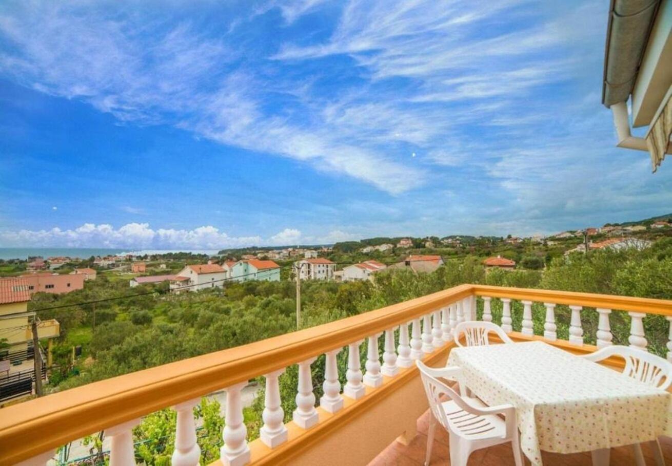 Apartments Dusa Banjol Екстер'єр фото