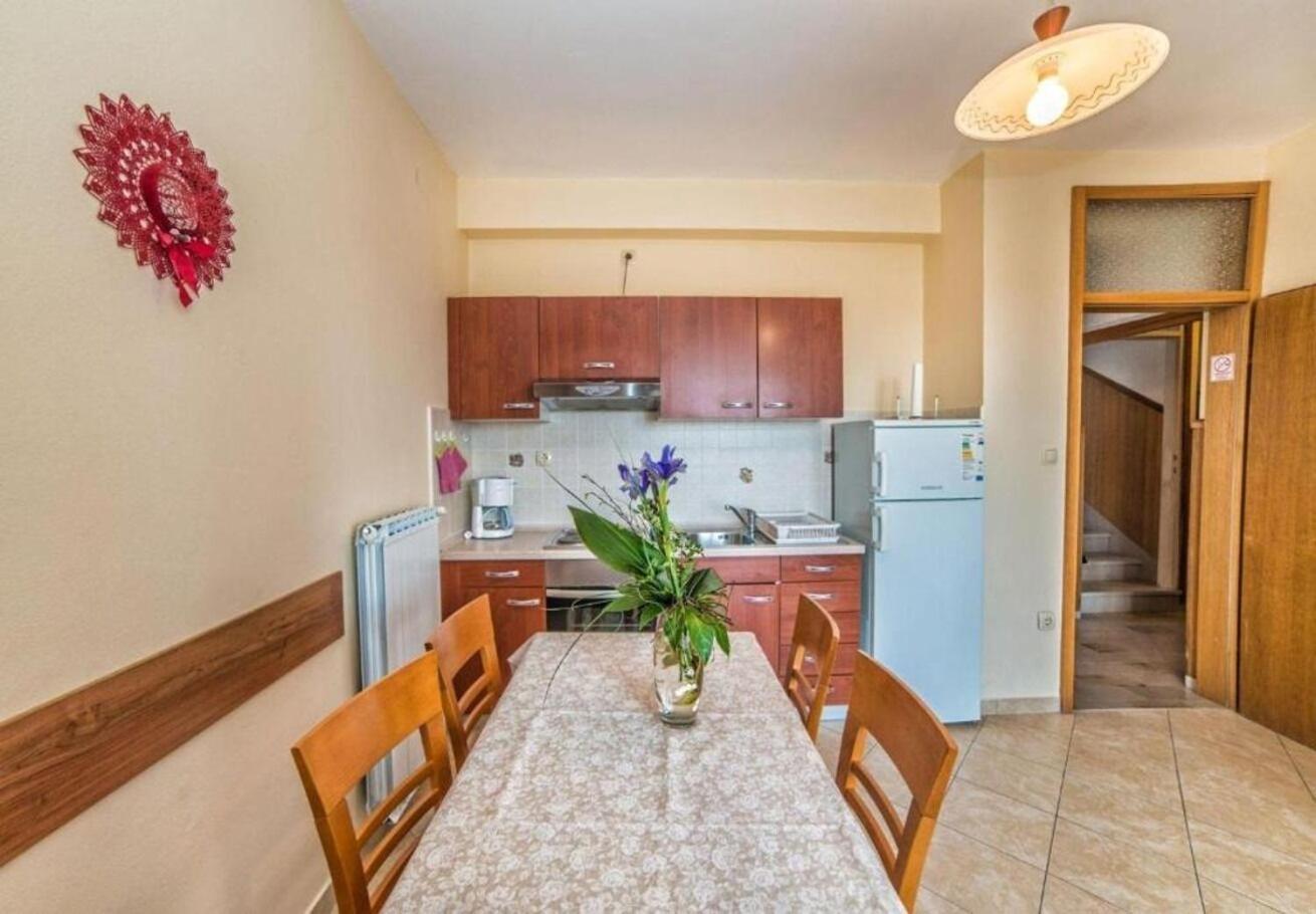 Apartments Dusa Banjol Екстер'єр фото