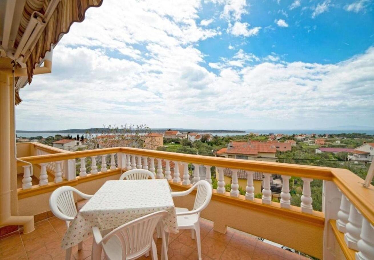 Apartments Dusa Banjol Екстер'єр фото