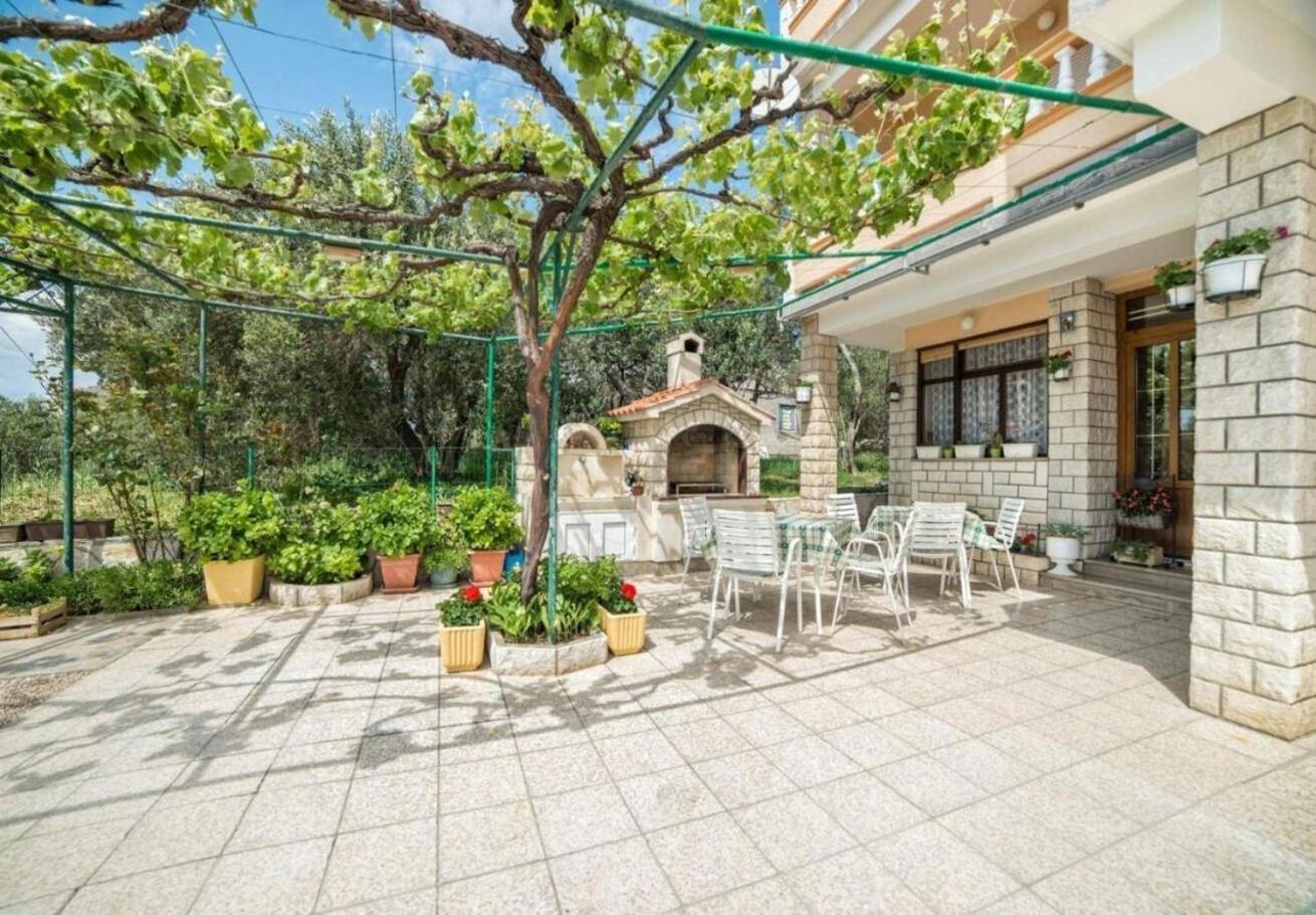 Apartments Dusa Banjol Екстер'єр фото