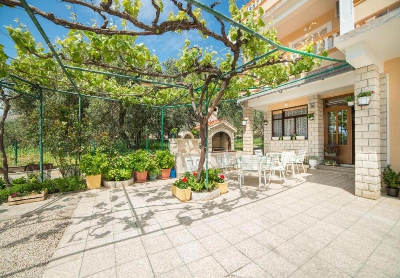 Apartments Dusa Banjol Екстер'єр фото